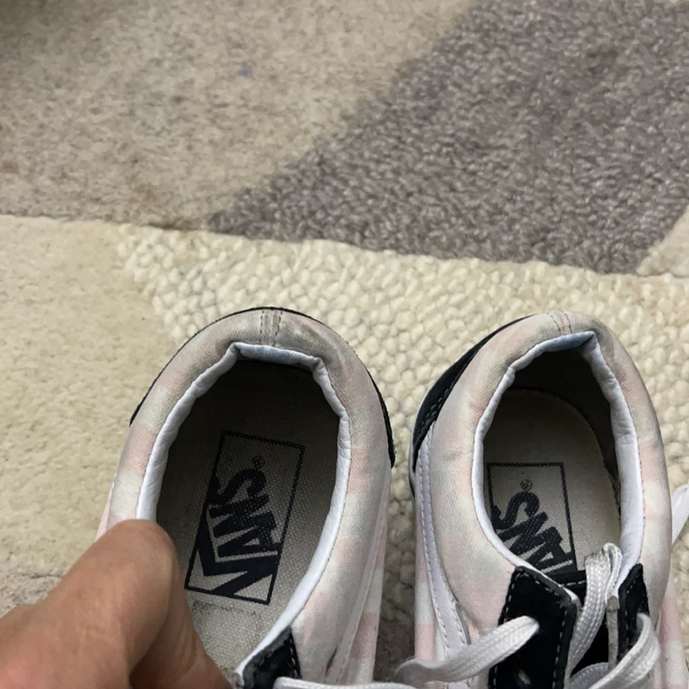 Vans - Picture 4 of 4